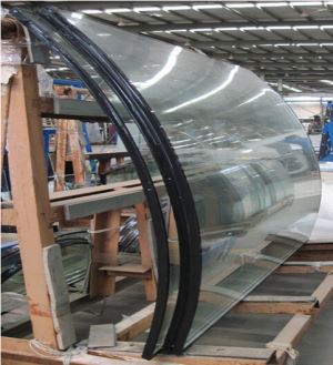 Vidre aïllant de forma plana o corba