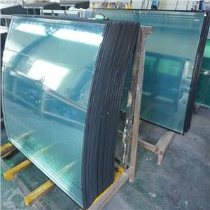 Vidre corbat per a la nevera de la pantalla