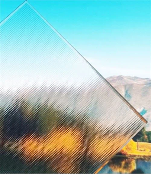 Vidre solar per a col·lectors solars i mòduls fotovoltaics